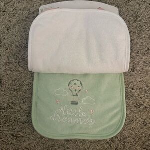 Little Dreamer Kids Bib Set - Green and White